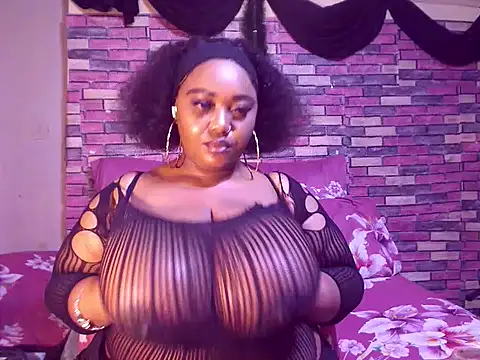 BustySavita webcam