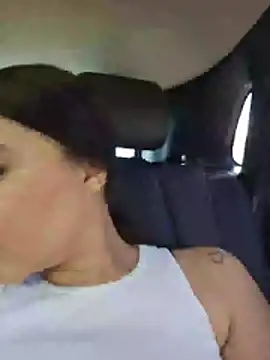 Pretty_Julieta webcam