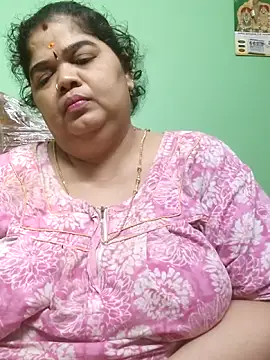 tamilthanushri webcam