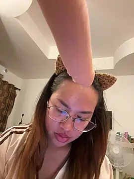 Ponthip webcam