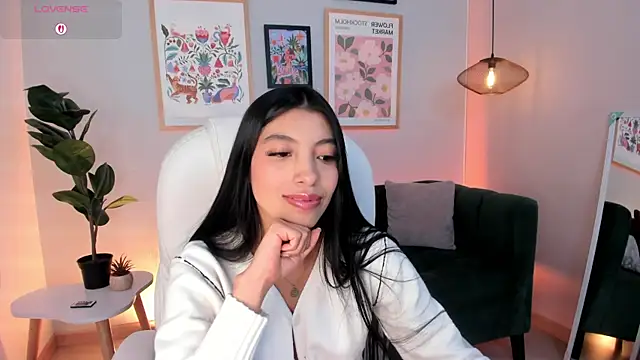 tiffany_low - Tiffany_Low's free webcam - UK Sex Cams