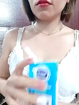 MyMy08 webcam