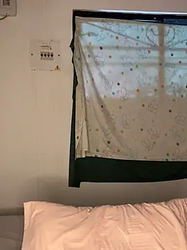 _sweetSabrina- live cam on StripChat