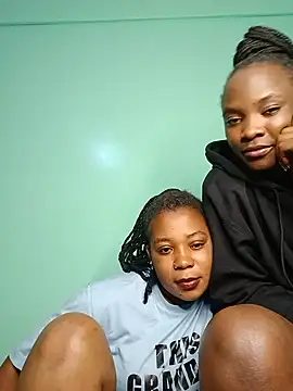 Lightskinbae webcam