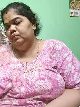 tamilthanushri webcam