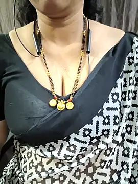 bhuvana_555 webcam