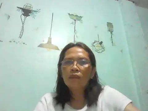 momshe2026 webcam