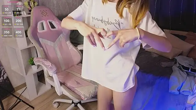 ChristiaHorde webcam