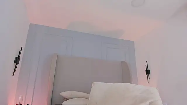 chloe_d webcam