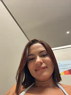 Irina_Velvett webcam