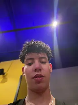 yoursexyjose webcam