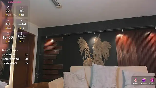arianarousee webcam