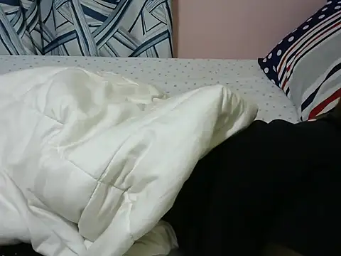 sexy_lenah22 webcam