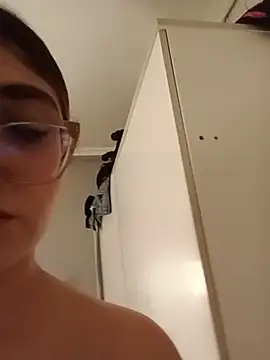 Violettvans3233 webcam