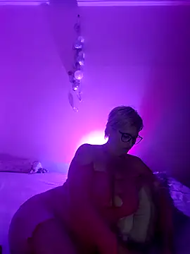 LunaBlaise webcam