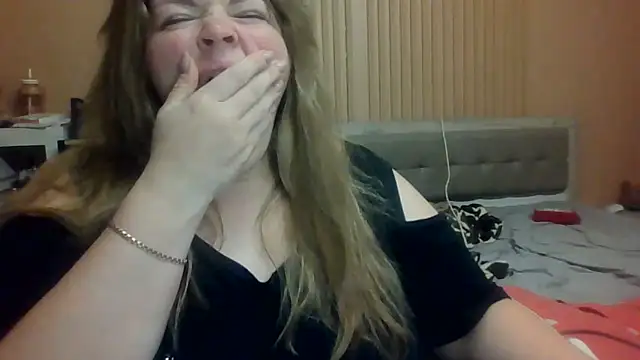 cute__cherry webcam