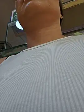 Pretty_Julieta webcam