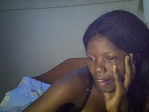 GoldenEbony1 webcam