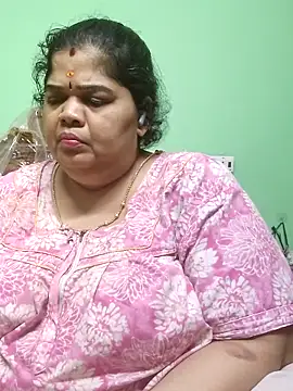 tamilthanushri webcam