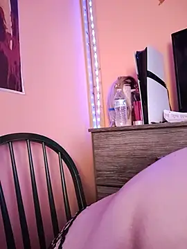 023thickandjuicy07 webcam