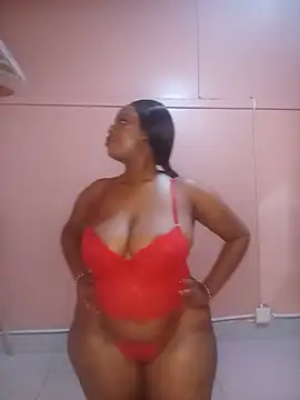 Luciouslips00