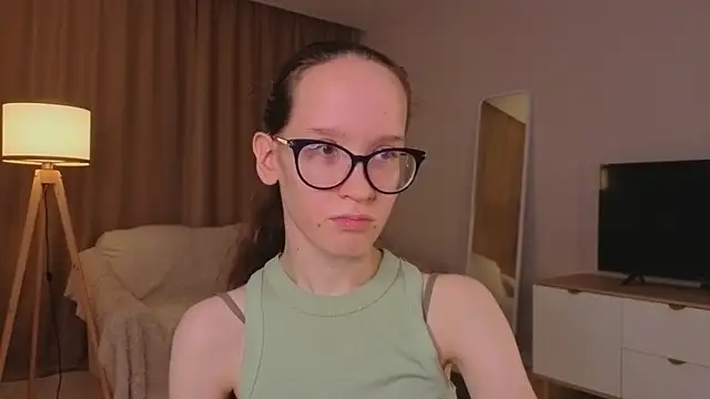 BettyBrowni webcam