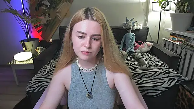 Alexa_Pirs webcam