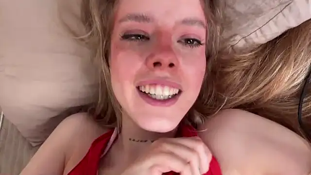 Catrinee webcam