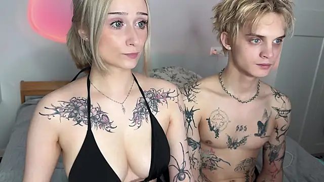 mia_side webcam