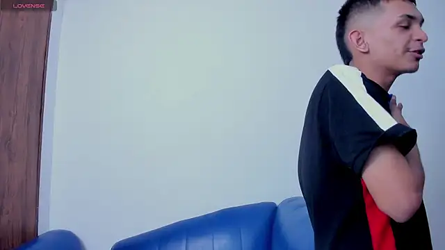 littlecum18 webcam