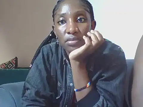 hornycremmie webcam