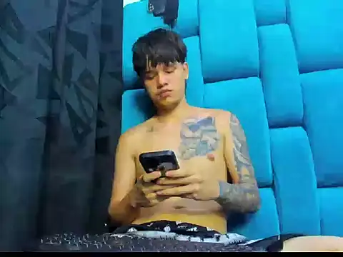 boytatto_22cm webcam