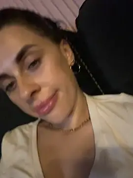 MariaValverdeee webcam