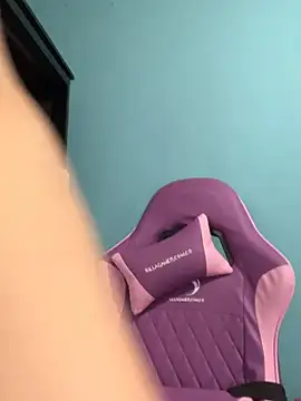 April_Becker webcam