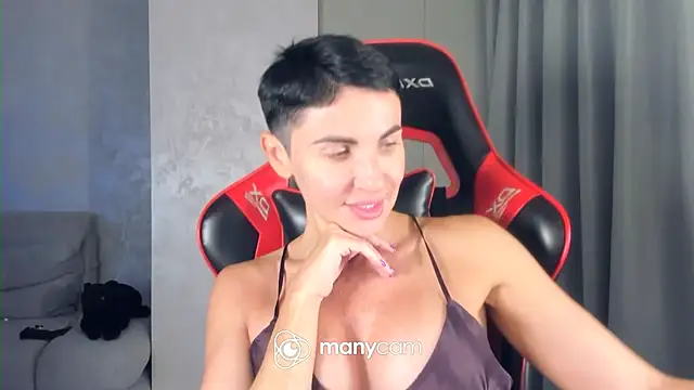 Angel_iam webcam
