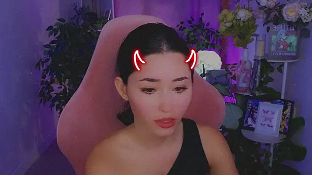 RedMidnight webcam