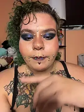 DivineBBWPoison webcam