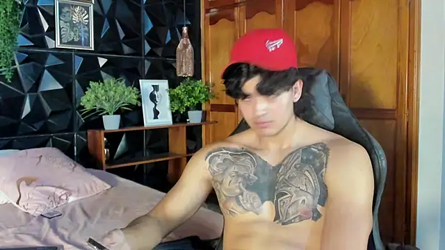 elliot_colton webcam