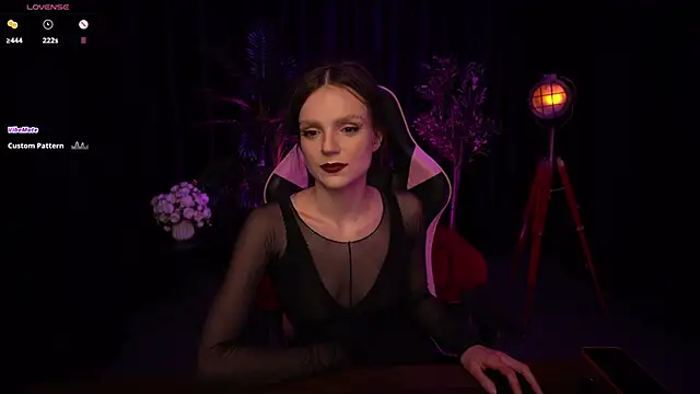 Wild_Alice_me webcam