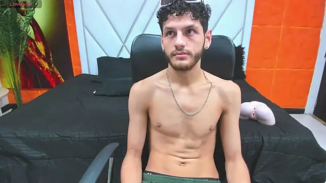 CHRIS_GREY webcam