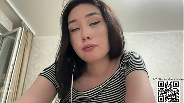 LilowNax webcam