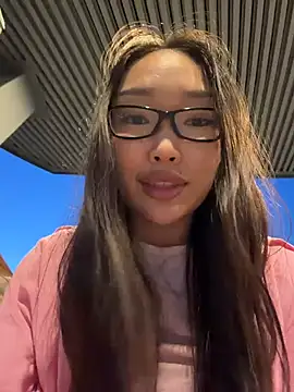 trytomakememoam webcam