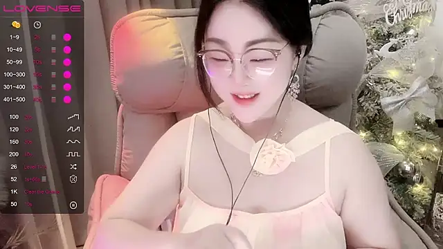 Monica-666888- webcam