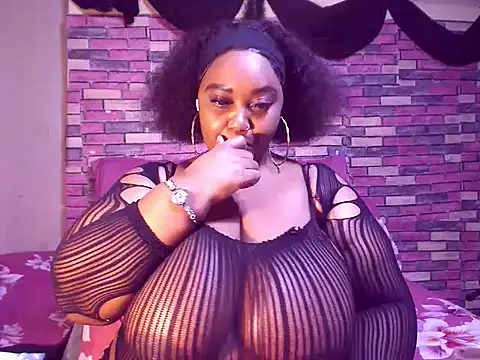 BustySavita webcam