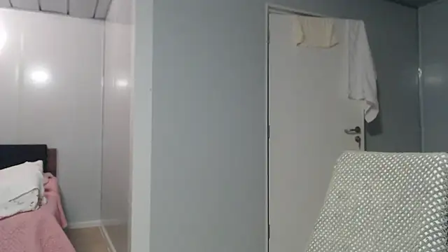fulloferotic webcam