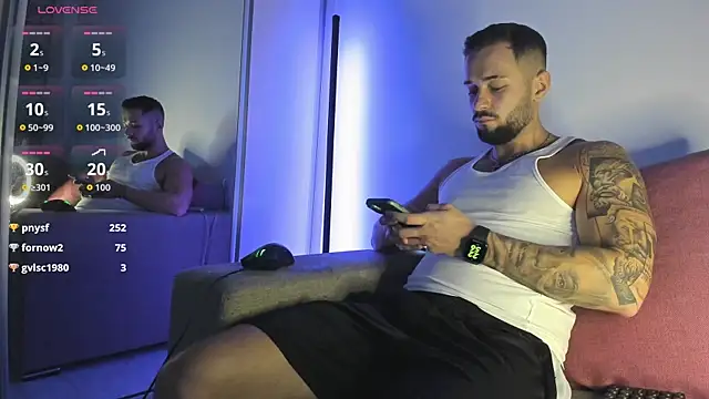 nicholasX1 webcam