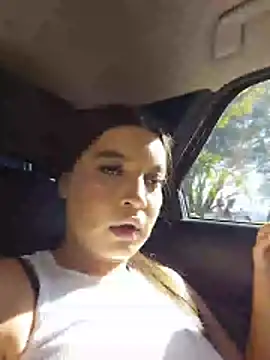 Pretty_Julieta webcam