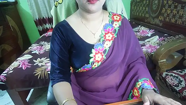 BengaliQueenStar webcam