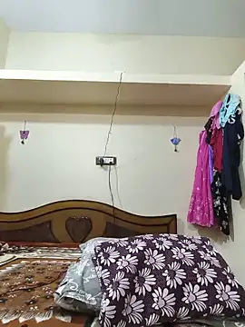 Tamil_Ishu webcam