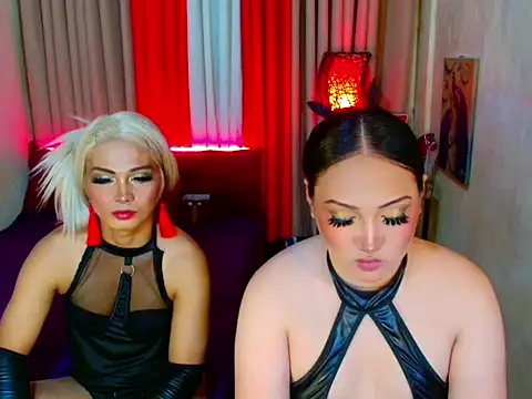 Phenomenal_Shemale webcam
